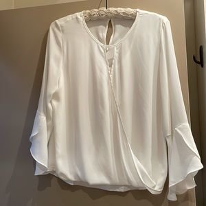 41 Hawthorne, surplice white blouse